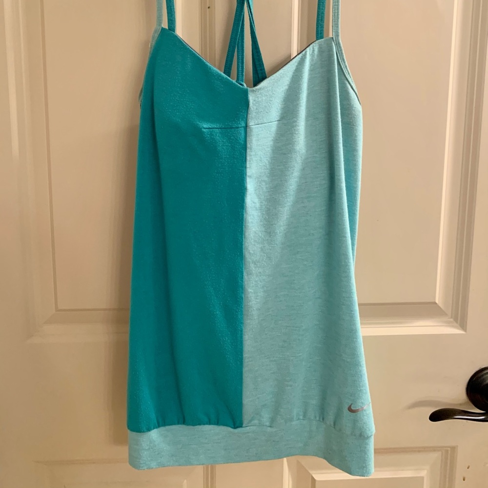 Nike workout tank